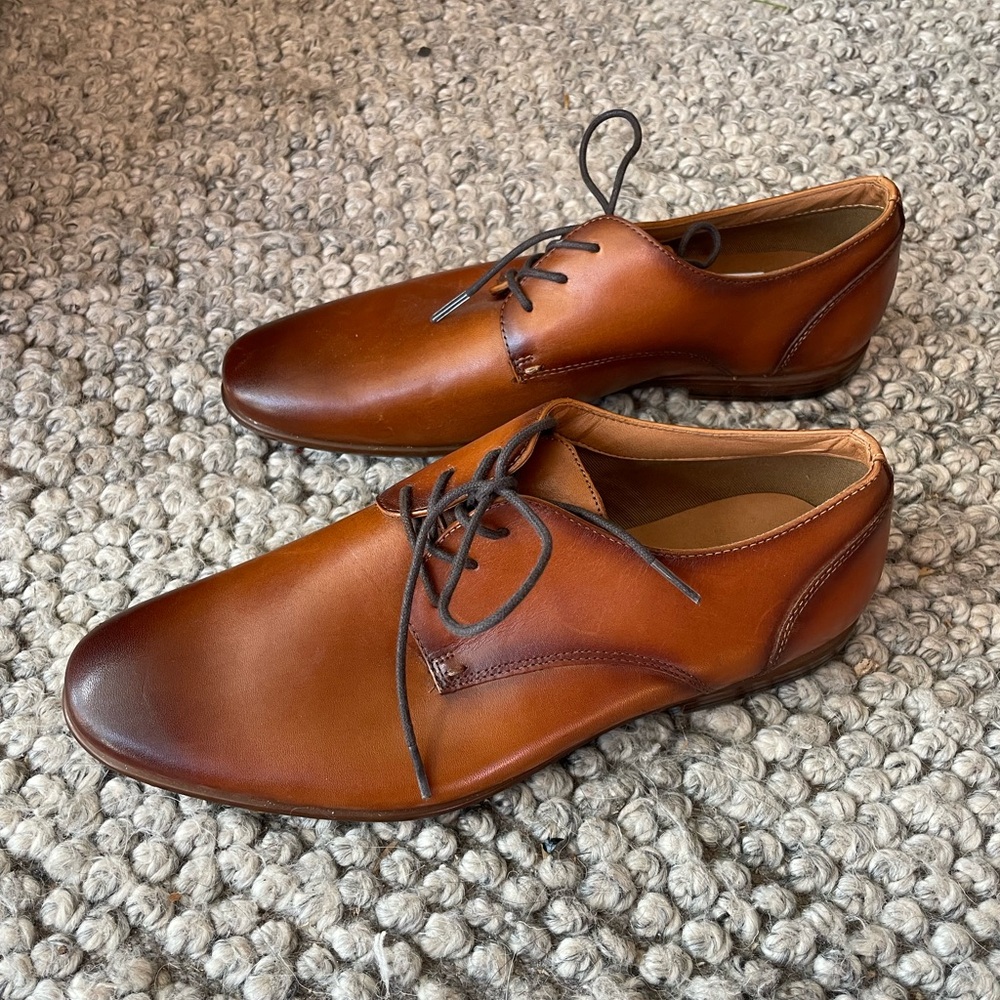 ALDO Men's 7.5 Classic Gradient Brown Leather Dress Shoes - Picture 7 of 8
